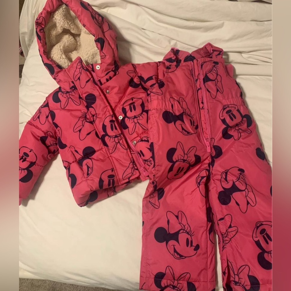 Toddler Minnie Mouse Bunting w/ matching coat